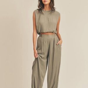 Gauze sleeveless crop top and palazzo pants set